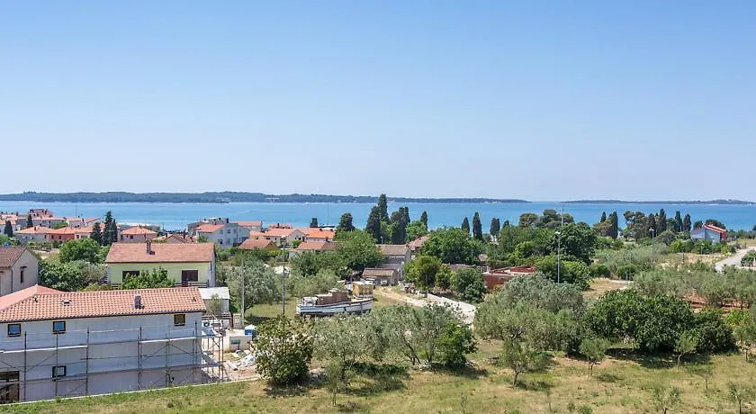 Apartments Lighthouse فاجانا